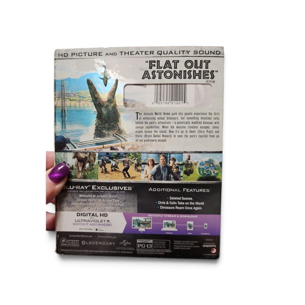 Jurassic World Blu-ray DVD Digital HD Combo Pack Chris Pratt Dinosaur Movie 0437 - Picture 2 of 2